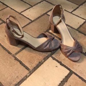 Chinese Laundry low heel sandal